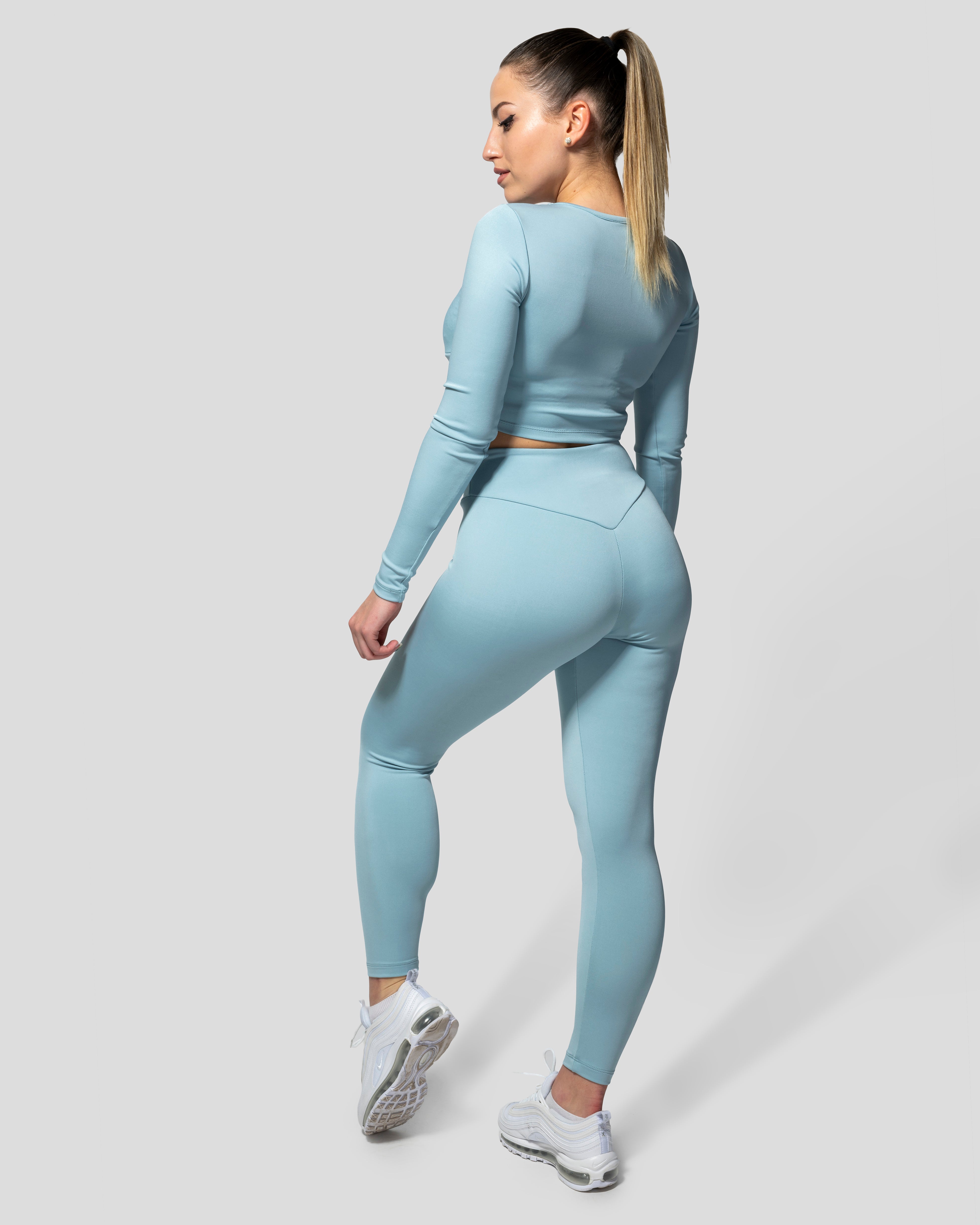 Екип "Success" Sky Blue Long